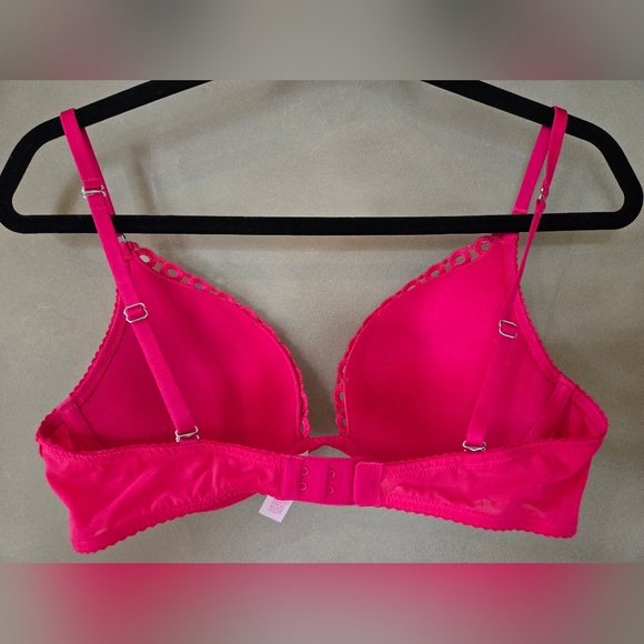 Victoria's Secret | Elegant Pink Lace Push-Up Bra, Size 34C - Picture 3 of 8